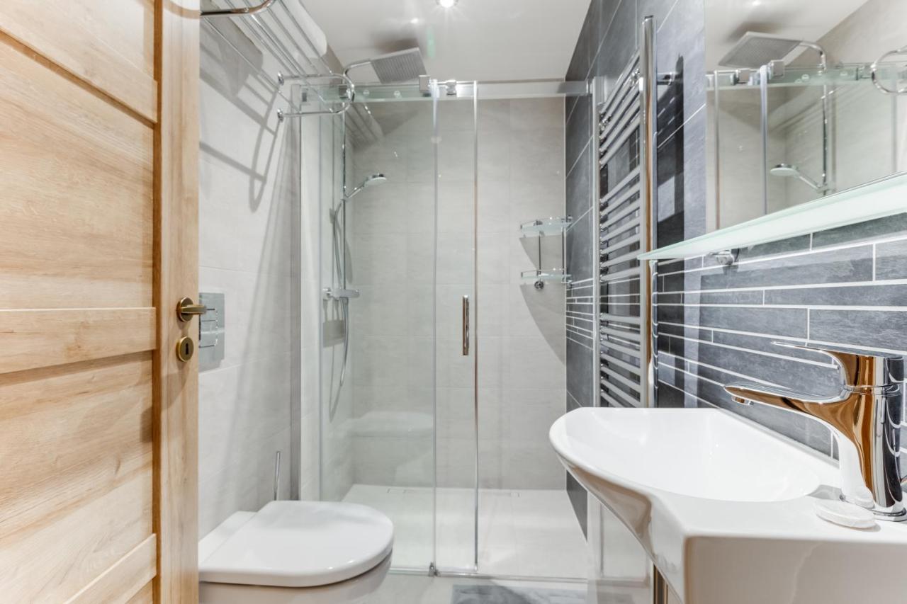 Dream Apt Prague Apartment ภายนอก รูปภาพ