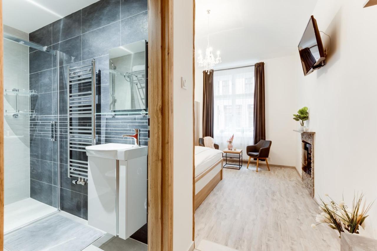 Dream Apt Prague Apartment ภายนอก รูปภาพ